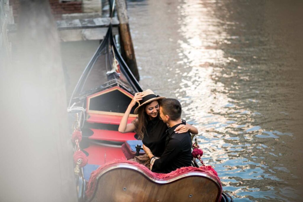 Romantic Waterfront Experiences
